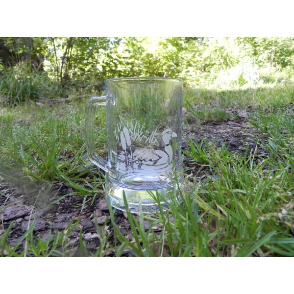 Ølkrus med and motiv